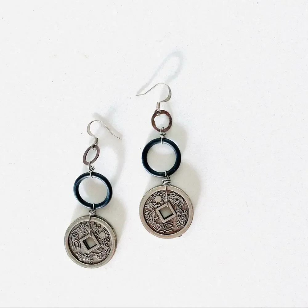 NORDSTROM VINTAGE Silver Medallion Circle Black Layered Drop Earrings Jewelry